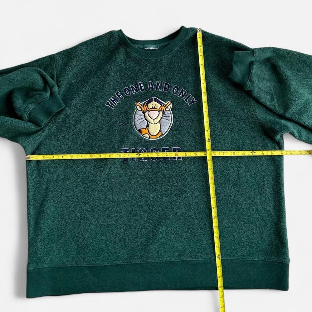 Vintage Disney Green Fleece Embroidered Tigger Crewneck Sweatshirt Sweater - Picture 4 of 5